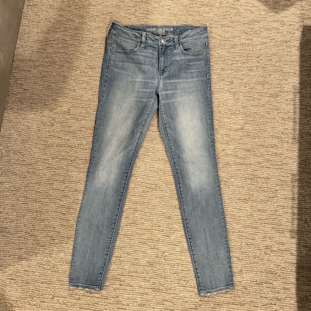 American Eagle Outfitters Light Blue Skinny Jegging Jeans